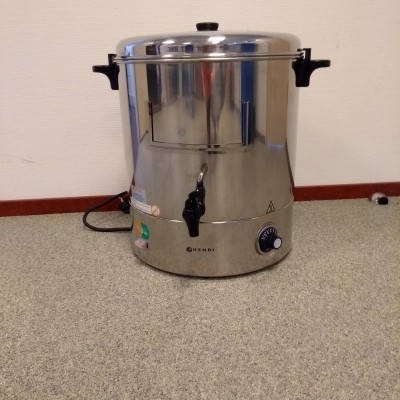 Boiler voor warme dranken 30 ltr. Boiler voor warme dranken 30 ltr.